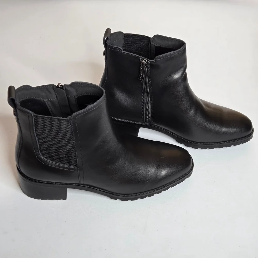 Easy Spirit Sefedra Leather Zip Ankle Black Boots & Booties 9.5 Wide
